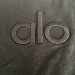 Alo Yoga crewneck embroidered